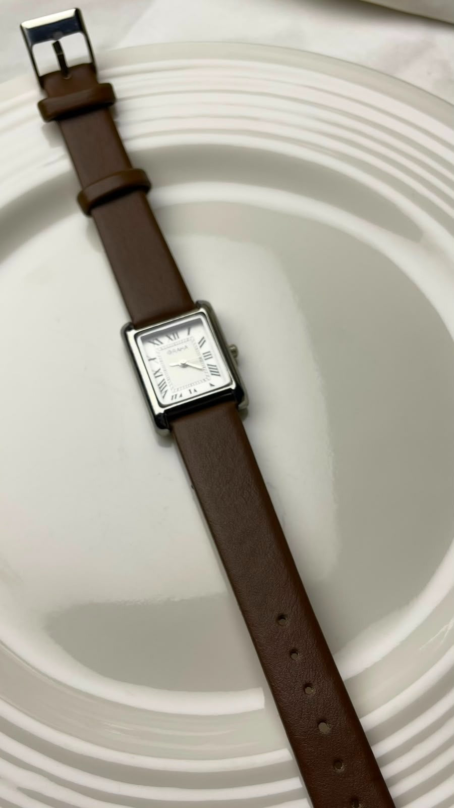 Vintage Rectangular Tank Watch with Smooth Brown Leather Strap