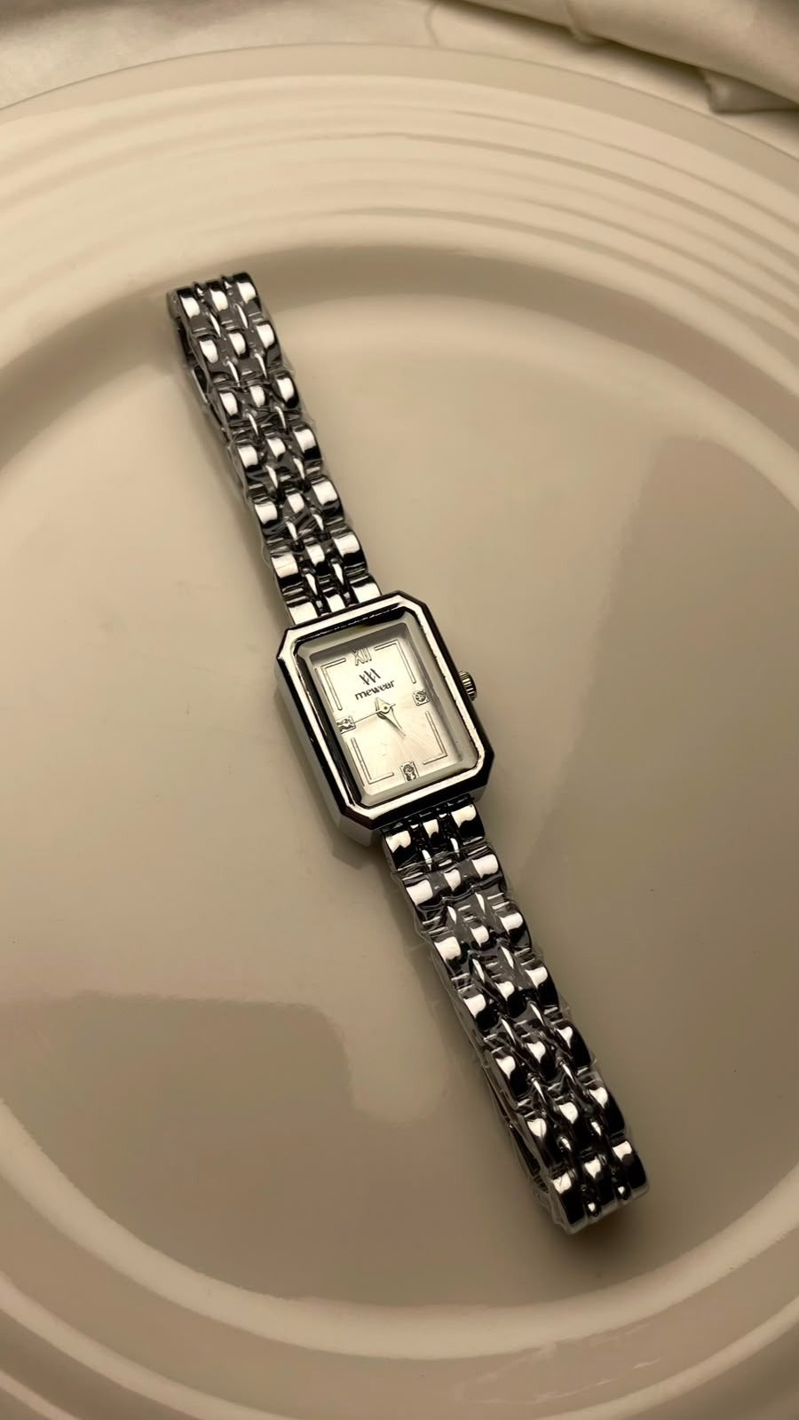 All-Silver Bracelet Watch – Pearl White Face